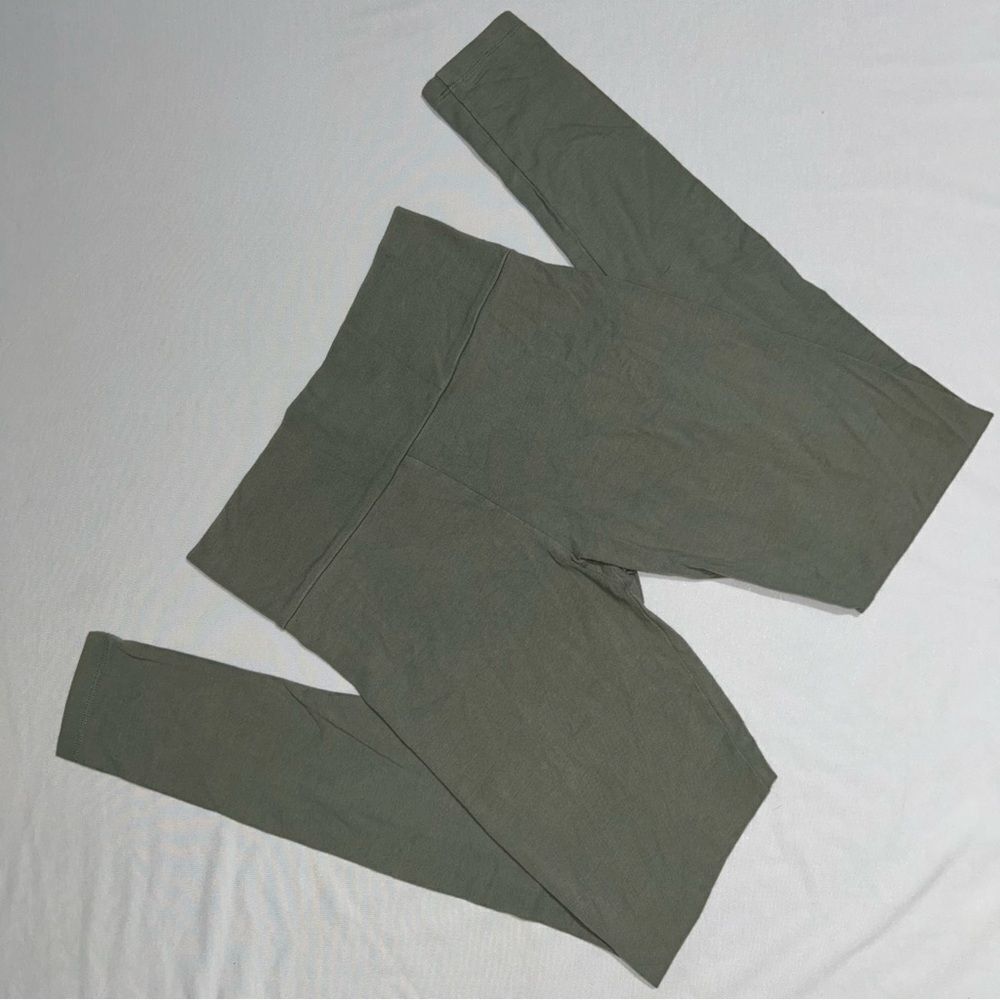 Forever 21 Soft Green Leggings​​
